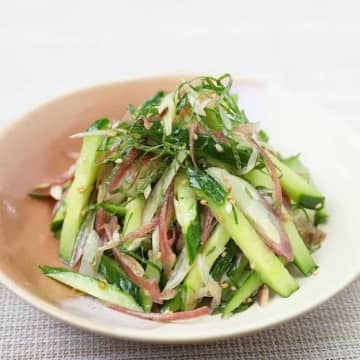 【きゅうりはコレで和えてみて♪】「冷蔵庫に常備だね」「こういう箸休めが一番助かる」」きゅうりの無限おつまみレシピ4選
