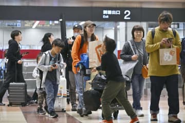 GW終了、Uターン混雑がピーク　古里や行楽地から、日常生活へ