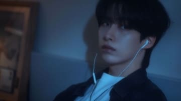 ONEUS シオン、ソロシングル「誰もが言う愛ではない」MV公開…切ない歌詞と表情に注目