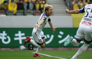 “国立”でのJ2上位対決はRB大宮に軍配！ 千葉は2度リード許し追いつけず…ダブルヘッダーのWEリーグは終盤にドラマでドロー【明治安田J2第14節】