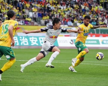 【J２第14節】大宮が千葉に２－１勝利！ 長崎は富山に逆転勝ち、山形は３発完勝で５試合ぶりの勝点３