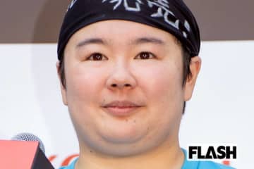 「利用明細3年間1回も見ず」やす子、“クレカ不正使用” 被害告白も…同居芸人も明かしていた “ずぼら” すぎる性格