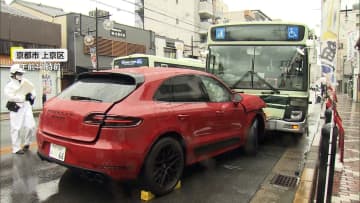 飲酒運転の車の事故相次ぐ　京都市では停車中のバスに赤いポルシェが突っ込み乗客1人けが　神奈川・横須賀市の事故では立ち去っていた同乗者が警察に出頭