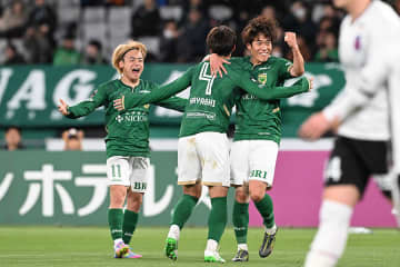 大卒ルーキーが乗り越えた”トラウマ”　英注目の過去…勝負を決めた一振りも「次が保証されているわけではない」