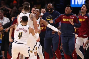 【NBA】ナゲッツが大逆転で首位サンダーに先勝！Ｃセミファイナルは３カードが下位シードの白星スタートに＜DUNKSHOOT＞
