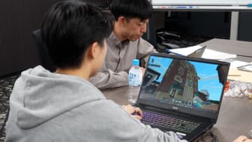 「デジタル帰宅部」のひらめき　高校生がゲームで町おこし