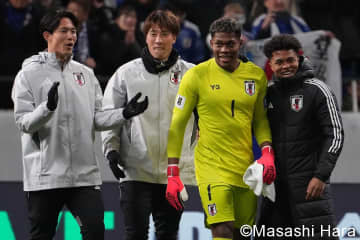 7月1日施行｢8秒ルール｣で日本サッカー界はこう変わる(2)2000年の｢6秒ルール｣が使われない理由、鈴木彩艶らGKの｢ボール保持の時間｣で分かる意図