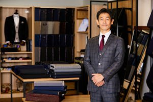 スーツ離れが進む中で絶好調!　「オーダースーツSADA」強さの秘密と今後のねらい