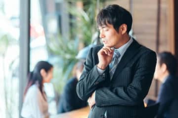 なぜ自分だけ昇進できない？ 勤続10年、40代男性の嘆き「大きな失敗もしてない。評価基準が全くわからない」