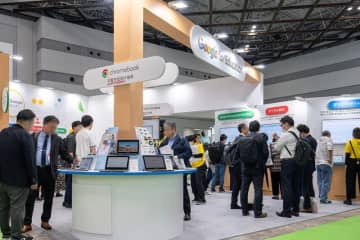 Google、AI教育利用を本格化　3大都市が語るChromebook移行のリアル