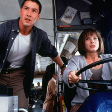 キアヌ・リーブスとサンドラ・ブロック、新作映画で再共演！