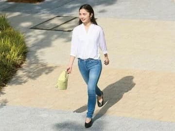 【やせるウォーキング】おうちで座ったままできる「ウォーキング」で脂肪燃焼！夏までにスリム体型を手に入れる♪