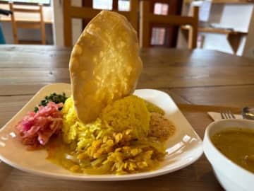 [鶴ヶ峰]月（つき）に一度だけスリランカカレーを食べれるよ「シェアカフェ ニコエント」