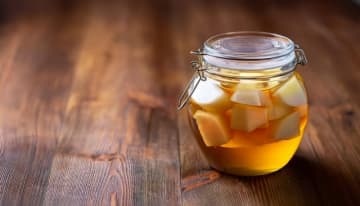 医師に聞いた、喉のイガイガや痛みを和らげる食べ物・飲み物
