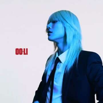 WOODZ、兵役中でも止まらない『Drowning』旋風でMelon1位に！IUの事務所移籍後も躍進