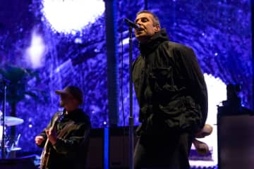 リアム・ギャラガー、オアシスが再結成のセットリストから人気曲を除外したという報道を否定