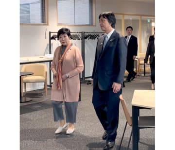 小池東京都知事が東京農工大を視察