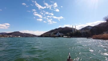 爆風と寒波で70人がボウズ!? 「こんな時はこの釣りが有効的…」達人が魚を釣り上げた方法とは？