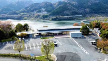 岡山「みずの郷奥津湖 ビジターセンター」リニューアルオープン。更衣室・シャワー室を設置、川魚グルメも楽しめる