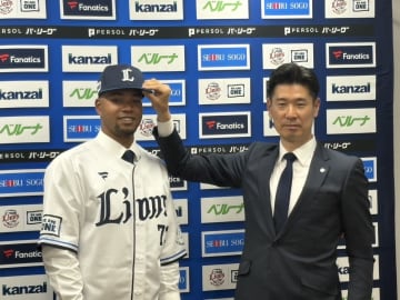 【西武】「この3年間やってきたことが間違いではなかった」 22年育成ドラフト2位のモンテルが支配下選手契約締結