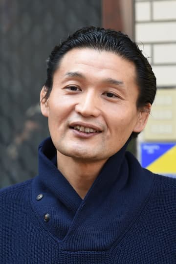再婚から１年半…。52歳・元横綱の加速する“イケオジ化”にネット驚嘆！「ダンディ～」「若返られていますね」