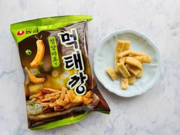 韓国でハマる人続出！ おつまみスナック「モクテカン」って？