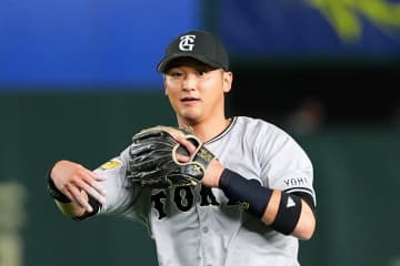 【巨人】岡本和真が左ひじ負傷で登録抹消...“代役４番”は吉川尚輝！まさかの起用にファン騒然「これは予想してなかった」「東京ドームが沸いた！」