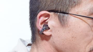 メガネユーザーに語りかけています…Ankerの「イヤーカフ型イヤホン」を試してみるのです…