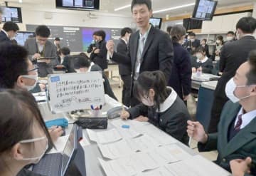 《連載:AI　いばらきの未来図》第2部　創造(4)　学びの場　使い方追求　対話型で問題解決糸口