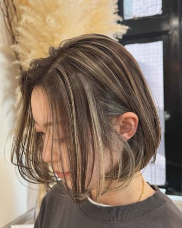 白髪をオシャレにごまかせる♡ 30・40代におすすめ【極細ハイライト】