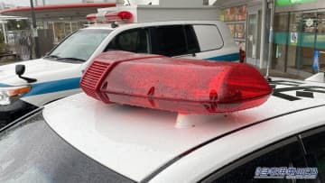 「アレはまさか？」「やっぱりね」実はあります、覆面パトカーの見分け方。通常パトカーとの違いとは。