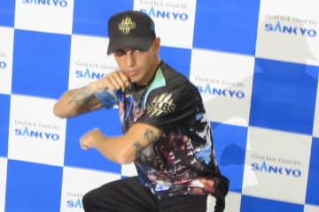 井岡一翔と再戦マルティネス　同郷の故フランシスコ教皇にささげる勝利誓う