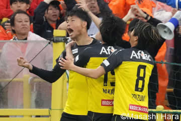 ｢あれがファウルならば、すべてファウルになってしまう｣清水エスパルス秋葉監督が嘆いた判定、柏レイソルは｢新エースの先制弾｣で9戦負けなし！