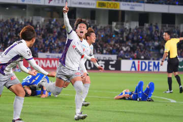「日本にもそういない」と曺貴裁監督が称賛の24歳サイドバック。町田戦の決勝弾は衝撃のスーパーショット【京都】