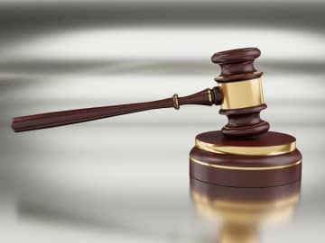 中国の裁判所が衣服着脱可能なフィギュアを「わいせつ物」と認定、製造工場の12人に有罪