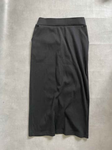 「定番スカート」新調する？【しまむら】でなんと770円！