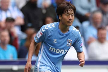 プレミア昇格間近…28歳日本人が掴んだ立ち位置　サッカー人生最大の3試合へ「一生残ると思う」