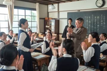 【朝ドラあんぱん第30回あらすじ】のぶ（今田美桜）が“愛国の鑑”として注目を浴びる