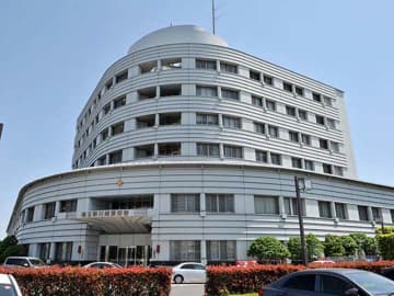 「今から人を殺します」と110番　威力業務妨害の疑いで男を逮捕　公衆電話から電話していた男、駅付近で見つかり職務質問して任意同行されていた　「自暴自棄になった」と容疑を認める56歳