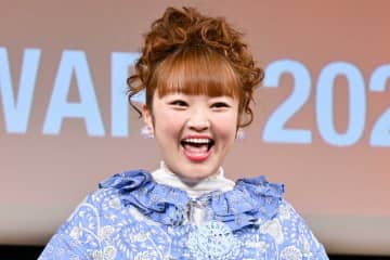 柳原可奈子、脳性まひ公表の長女の学校見学スタート「口元、ママにそっくり」「素敵な笑顔のママ」