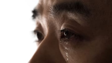 朝まで元気だったのに…享年66歳で妻、急逝。手取り22万円・派遣社員の53歳夫が年金事務所で告げられた「残酷な一言」