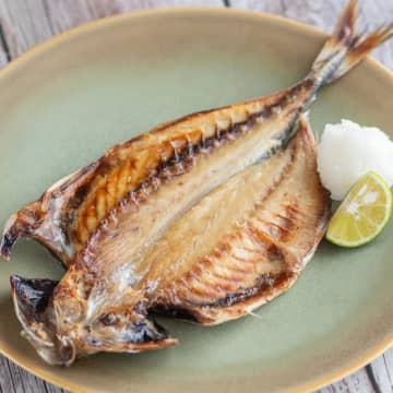 【魚の干物はそのまま焼かないで！】ちょっとしたコツでお店レベルの味になる裏技