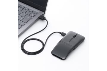 薄さたった1.8cm。折り曲げて即オンの「超薄型マウス」がちょっとスマートかも