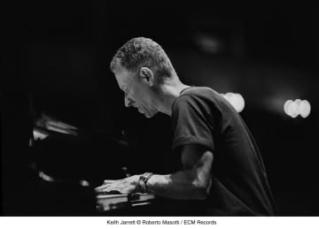 キース・ジャレット80歳記念、2016年ウィーンでのソロ・ライヴ録音リリース発表