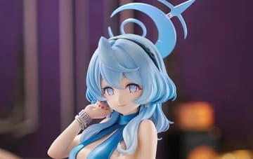 セクシーすぎるドレス衣装…！『ブルアカ』より「アコ」が1/7スケールフィギュア化ー大胆に見えた背中や綺麗なスリットなど見応えたっぷり