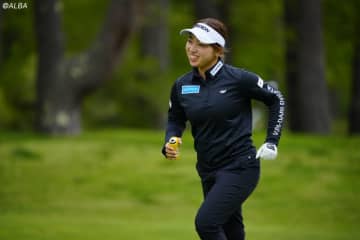 早川夏未が単独首位発進　益田世梨1差2位【マイナビ ネクストヒロインツアー】