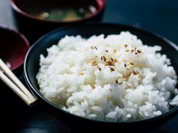 日本の農協の新聞広告に中国ネット「比較するなら小麦粉だろ」「歴史的に見て日本人は…」