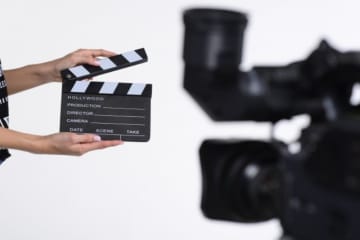 大物の両親とはまったく違う道を歩む岸谷蘭丸