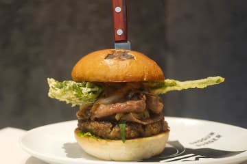 限定メニューも！和牛ハンバーガー「SHOGUN BURGER」京都初出店