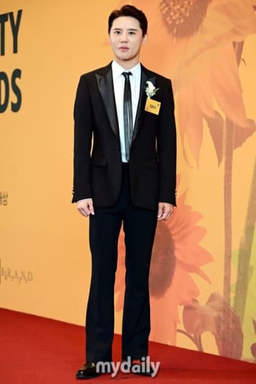 【PHOTO】ジュンスからNouerA、FIFTY FIFTYまで「2025 ブランド顧客忠誠度大賞」授賞式に出席